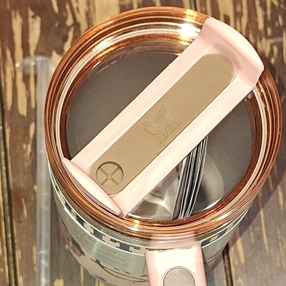 Stanley Labubu The Quencher H2.0 Tumbler 40 oz - New in box - Picture 10 of 10